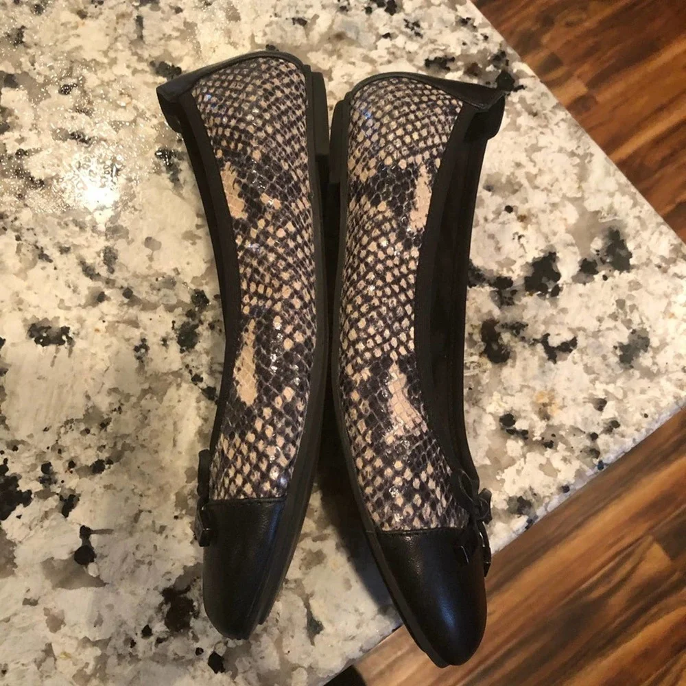 Vionic “Minna” Leather Ballet Slipper Flat 7 - Picture 7 of 11